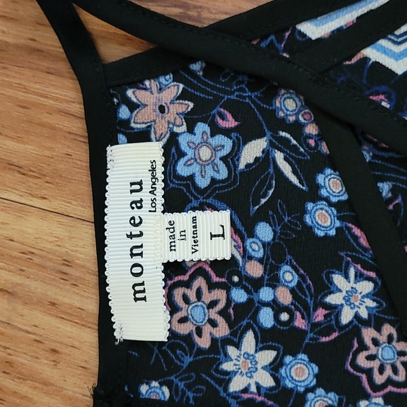 Monteau Large size, lightweight summer top. - Picture 2 of 8